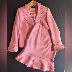 Ecaille Paris 100% Wool Pink Feminine ruffle blazer and midi skirt set.Size 10